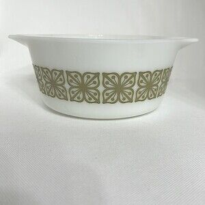 Pyrex Verde Green Cinderella Mixing/Casserole Bowl 474-B‎ #29